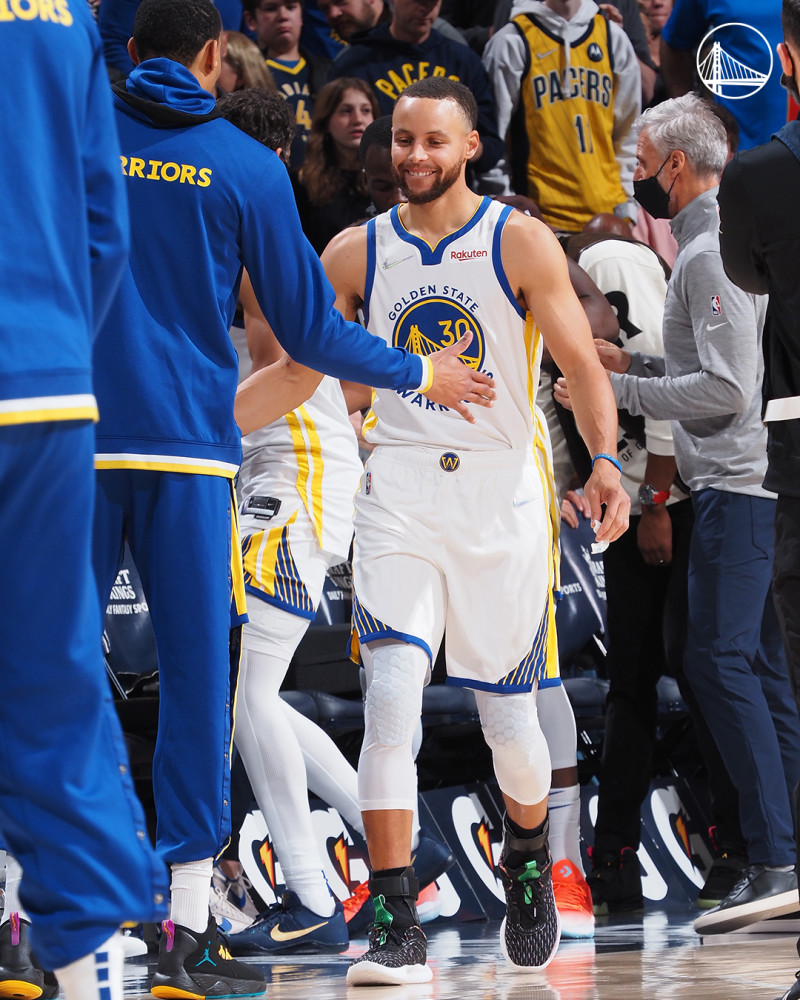 开云官方网站在线登陆-上海海港迎来里程碑备战欧联JackeyLove在老鹰比赛中状态火爆，连对手都承认：库里在巴黎圣日耳曼比赛中夺冠