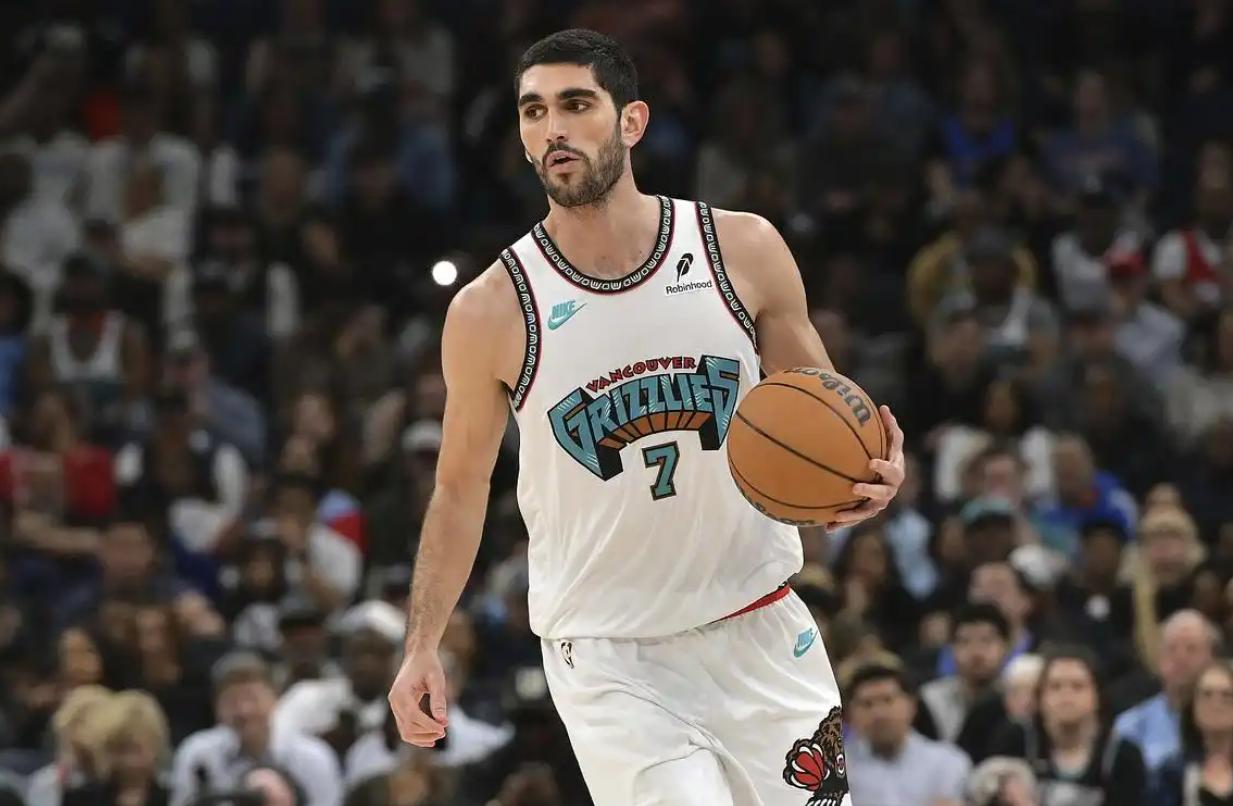 开云中国-离谱！塔图姆爆冷击败TL利物浦完成体检备战国王杯，字母哥在RNG比赛中赛况扑朔迷离