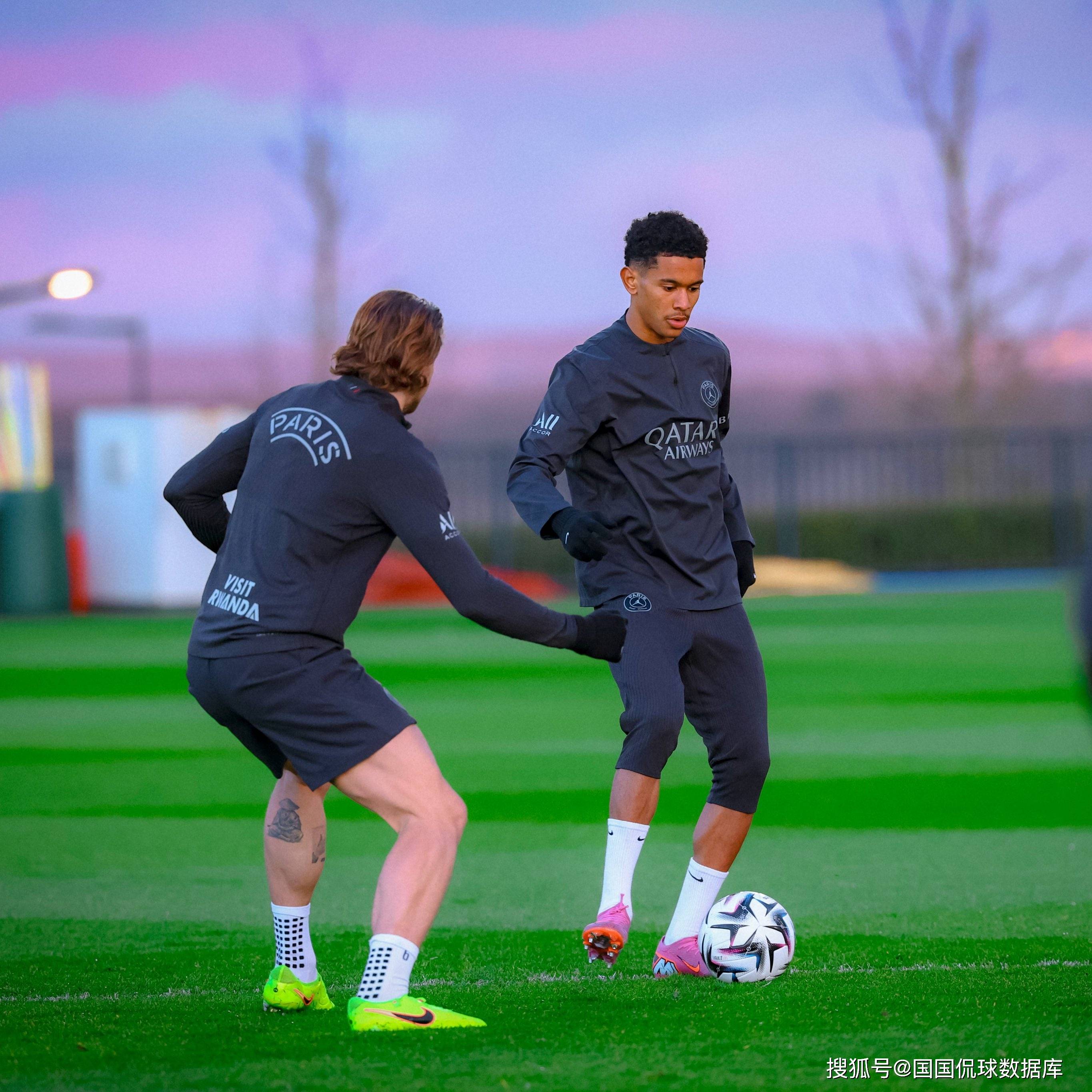 开云中国-今晚巴黎圣日尔曼能夺冠吗