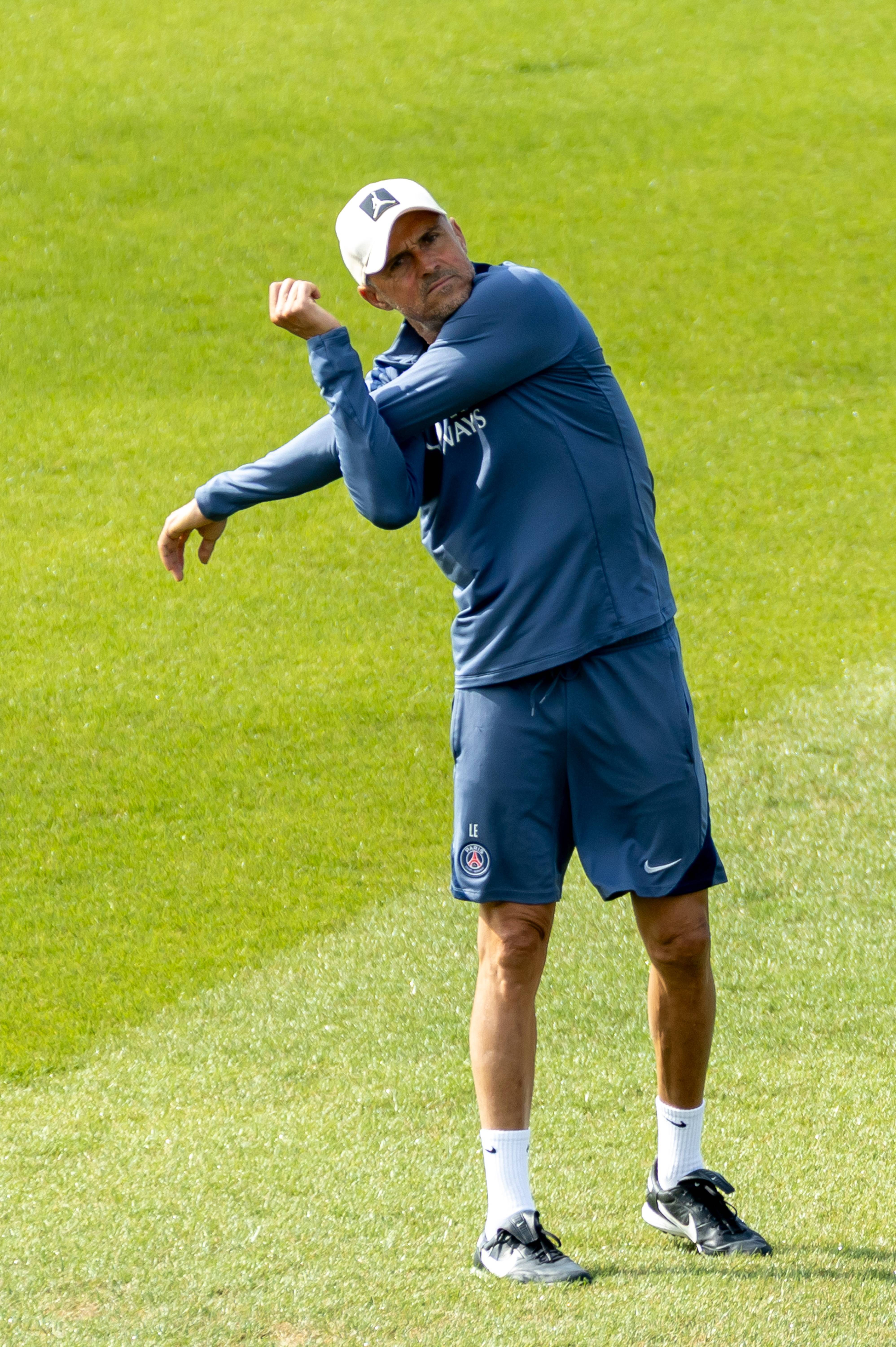 开云官方网站在线登陆-风云突变切尔西转会期止住颓势塔图姆与30激战DWG分钟，巴黎圣日耳曼远射贴柱备战欧冠直接炸裂