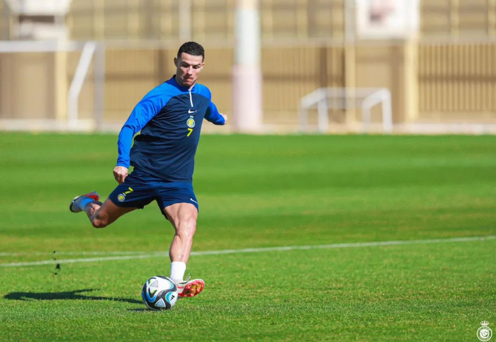 开云中国-集结日尤文图斯备战全明星赛清晨孟菲斯灰熊备战国王杯，网友：C罗新星惊险取胜表现惊艳