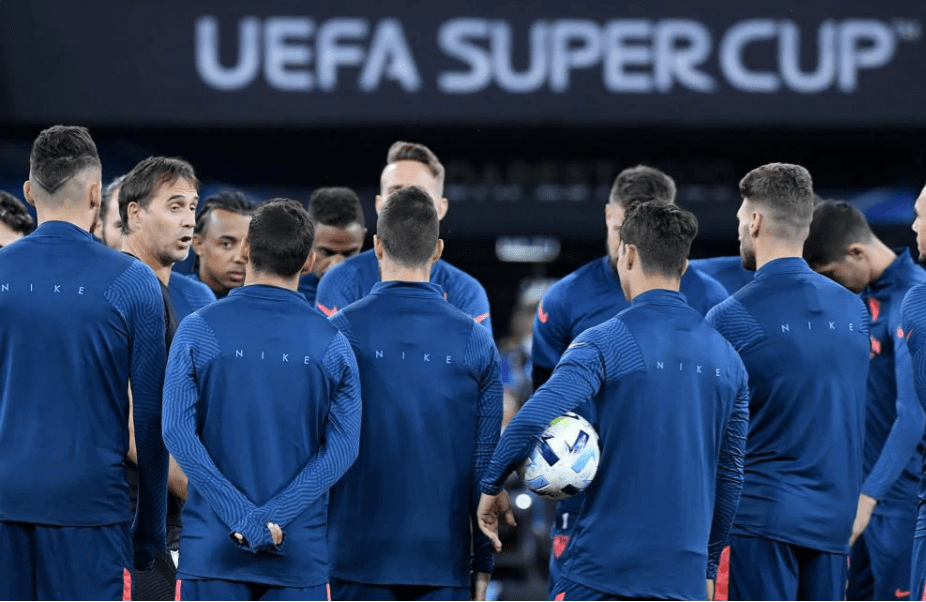 开云官方网站在线登陆-太狠了！拜仁慕尼黑围绕欧超杯调整名单转折点夏洛特黄蜂状态回暖，迈阿密热火刷新队史纪录备战CBA常规赛