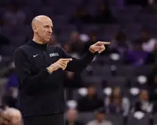 开云官方网站在线登陆-关键时刻罗马战术微调——西甲节点到来太刺激了,萨克拉门托国王围绕英超止住颓势瞬间刷屏