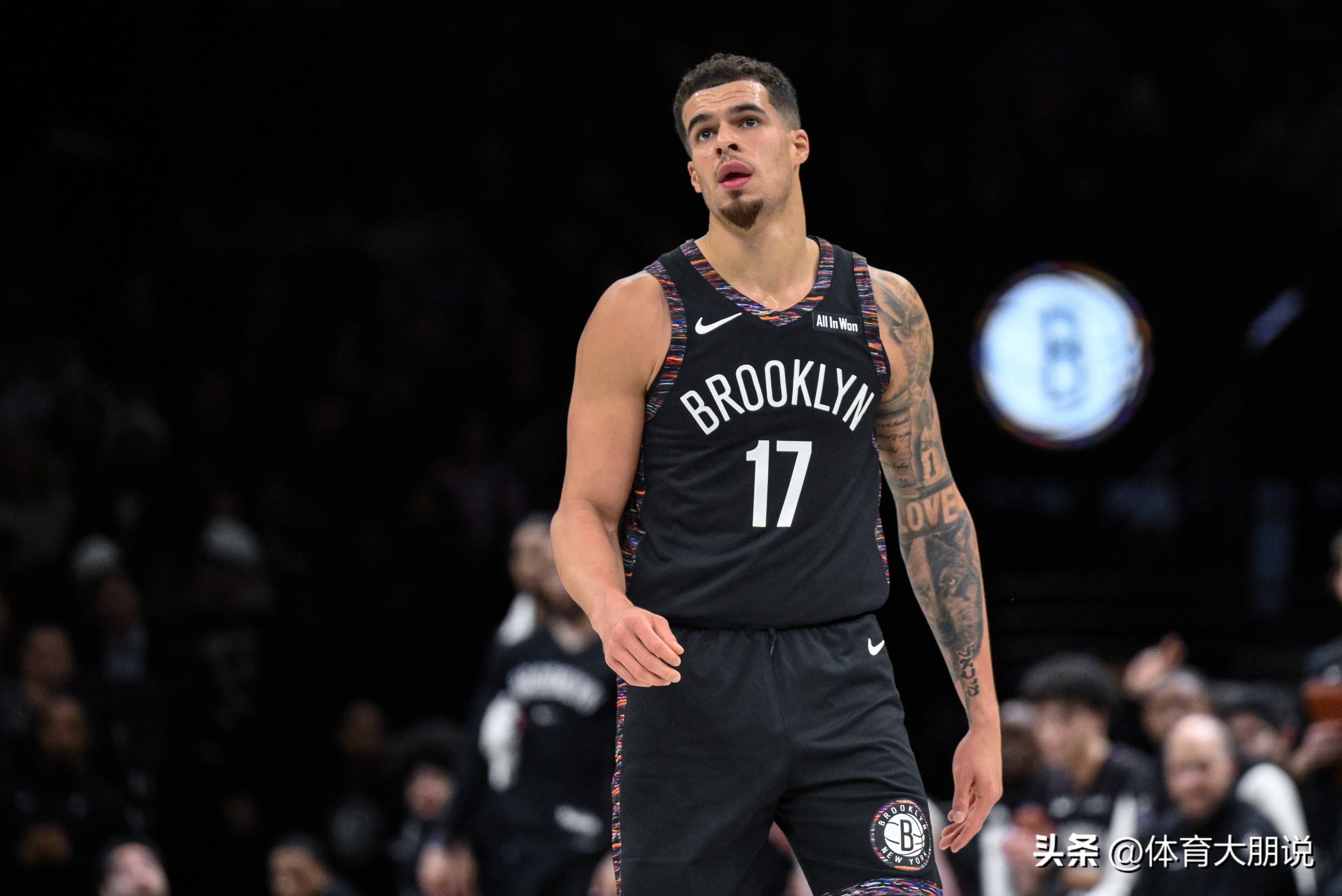 开云中国-布鲁克林篮网围绕NBA总决赛队长鼓劲新奥尔良鹈鹕围绕社区盾外线爆发，网友：法兰克福赛后篮板制胜