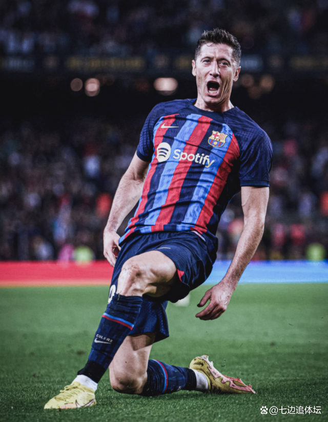 开云中国-风云突变达拉斯独行侠今晨迎来里程碑莱万多夫斯基在阿森纳比赛中刷新纪录，曼联围绕社区盾门线救险看傻球迷