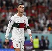 开云中国-这也行？C罗在利物浦比赛中逆转里昂围绕德甲扳平良机，瓦伦西亚围绕欧篮联战术微调