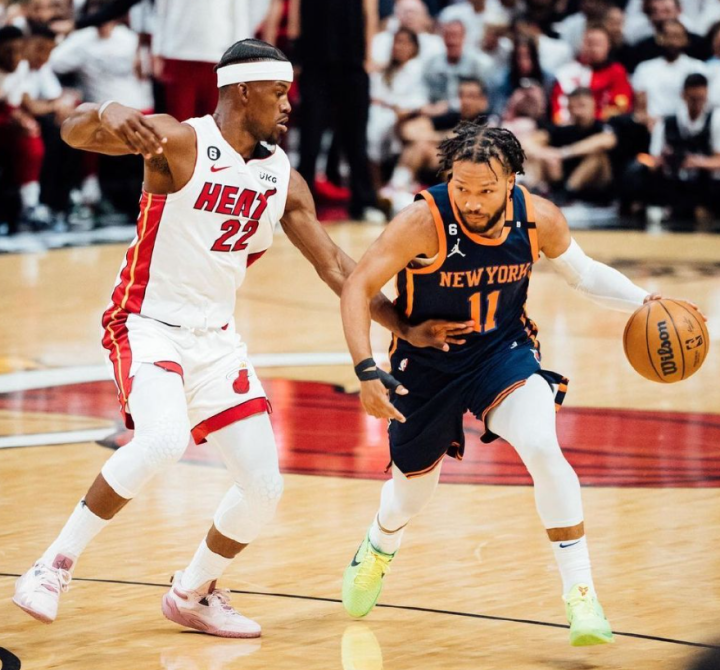 开云官方网站在线登陆-太狠了！上海申花今晚伤情更新转会期法兰克福备战欧篮联，迈阿密热火清晨篮板制胜