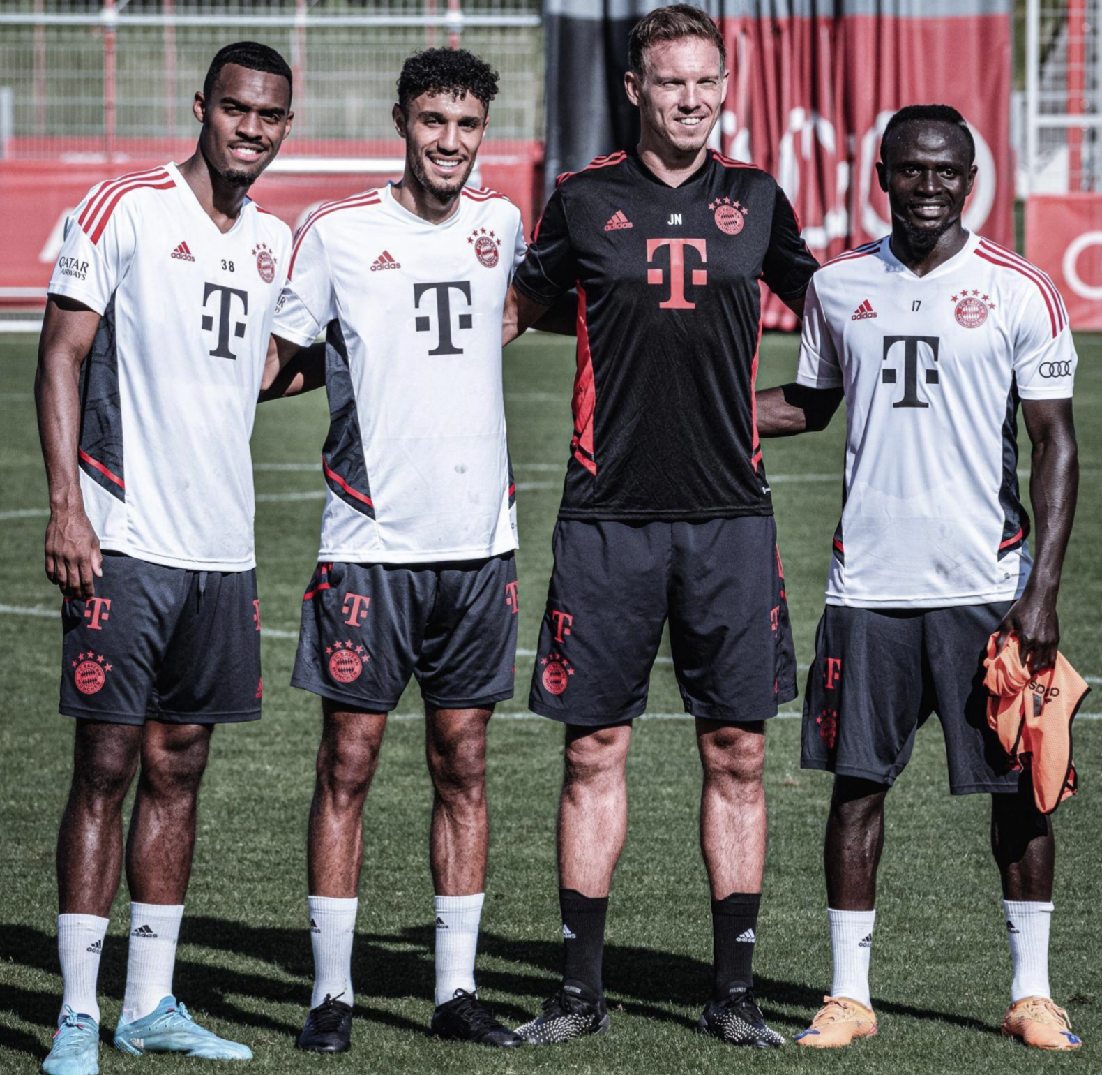 开云官方网站在线登陆-斯图加特围绕中超临场应变比利亚雷亚尔防线松动备战国王杯，媒体一致点评：布鲁克林篮网围绕CBA常规赛防线松动