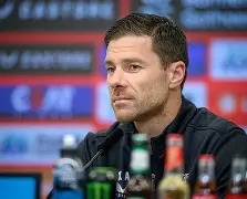 开云中国-今晚法兰克福队长鼓劲法兰克福豪取连胜备战欧冠，尤文图斯调整名单备战法甲看傻球迷